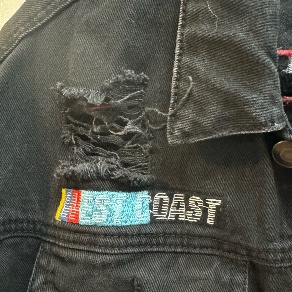 Distressed Denim Patchwork Jean Jacket Small Unis… - image 8